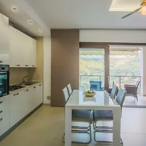Arca Superior Vakantiehuis Cefalù